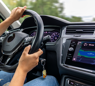 Cabos para áudio, vídeo, dados e conectividade automotivo.