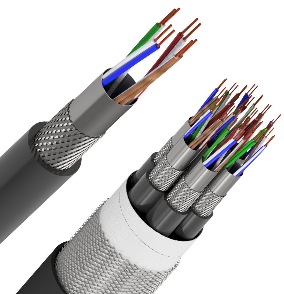 Dois tipos de cabos elétricos expostos, metro singelo de um cat5e e um multivias do cabo singelo, sobre um fundo branco.