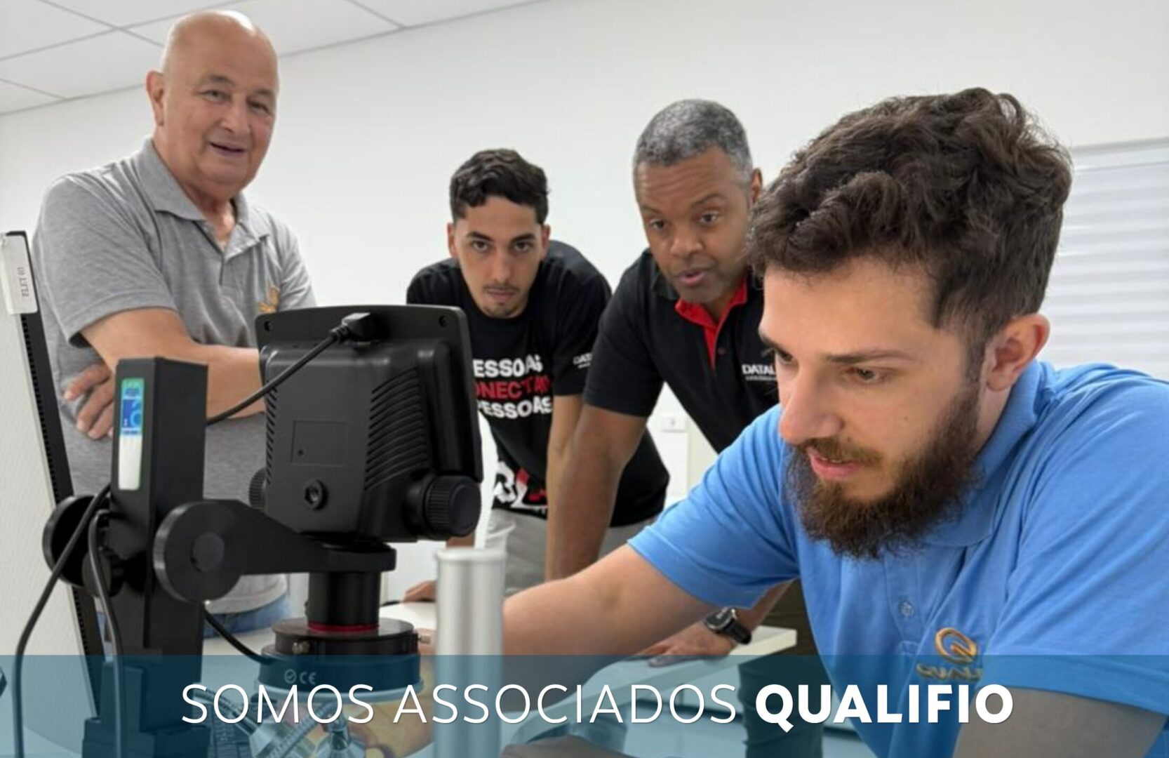SOMOS ASSOCIADOS À QUALIFIO